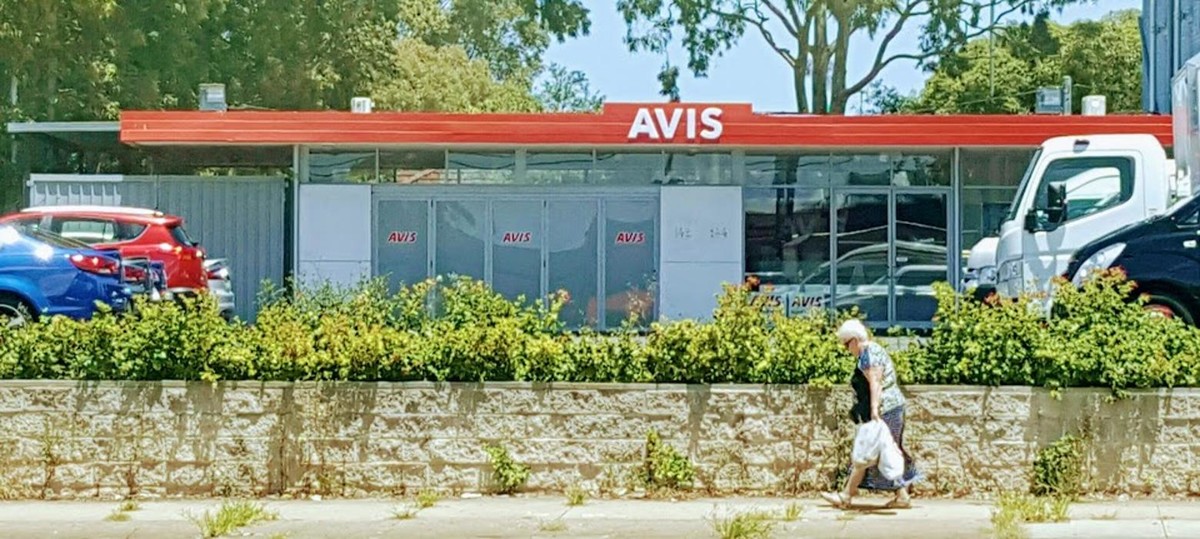 Images Avis Car & Truck Rental