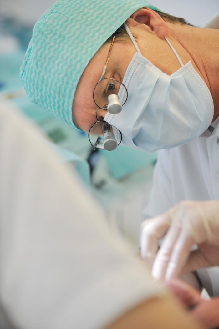 Bilder Priv.-Doz. Dr. Stefan Hägewald Zahnarzt