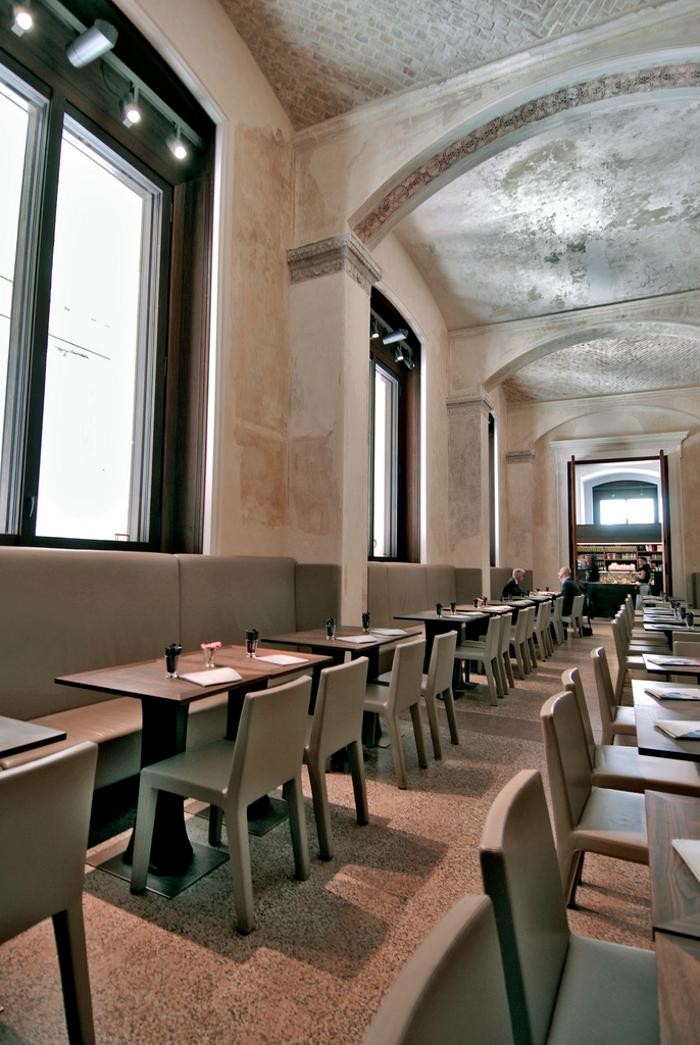 Bilder Allegretto Caffè im Neuen Museum