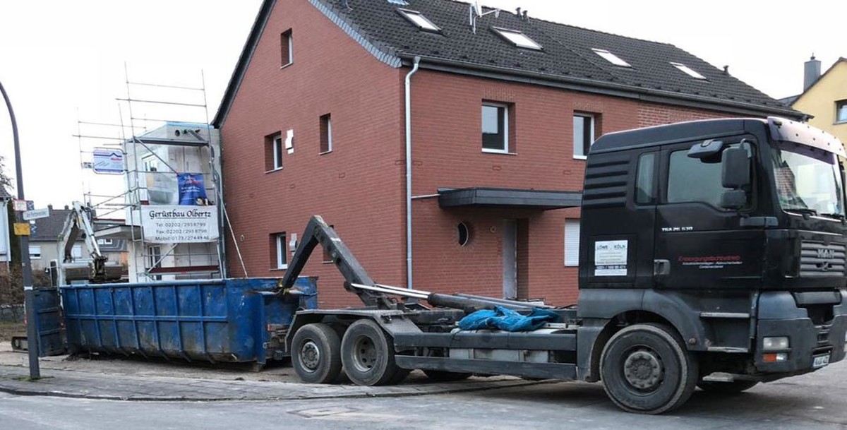 Bilder Löwe Köln GmbH