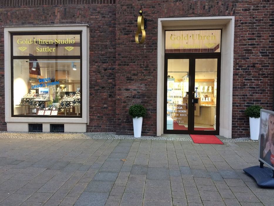 Bilder Gold-Uhren-Studio Sattler