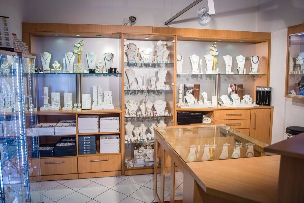 Bilder Gold-Uhren-Studio Sattler