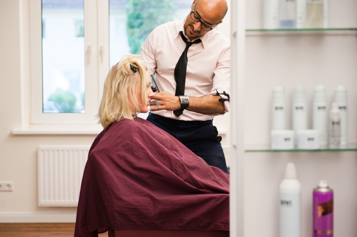 Bilder Davide Mebrahtu–Ihr Friseur zum Wohlfühlen