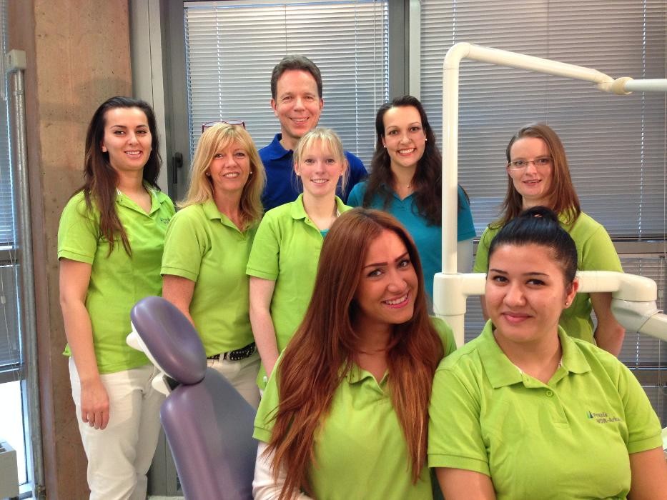 Bilder Praxis WDR-Arkaden Köln für Implantologie, Ästhetische Zahnheilkunde und Oralchirurgie