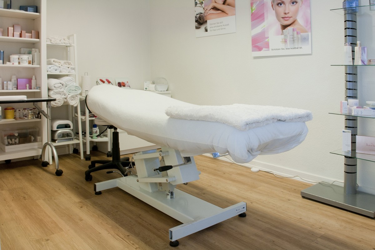 Bilder Arezo & Zarlascht´s Schönheitssalon