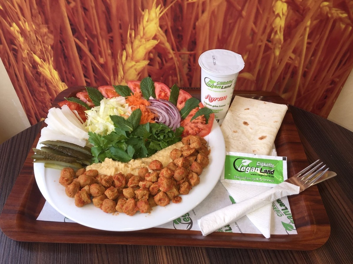 Bilder Veganland Cigköfte