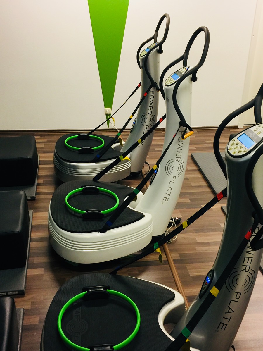 Bilder AvT Fitness, Vibrationstraining auf der Power Plate