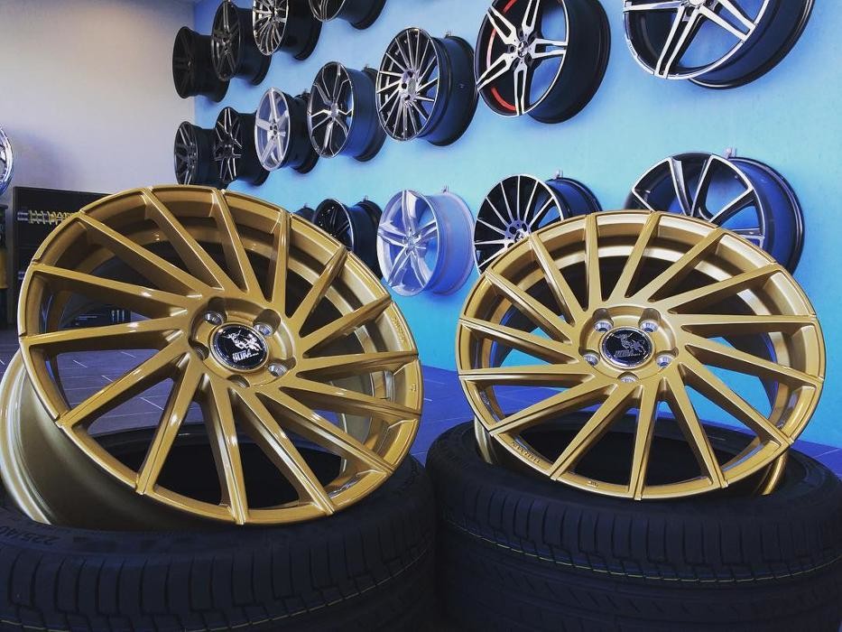 Bilder Tuner-Store L.E.