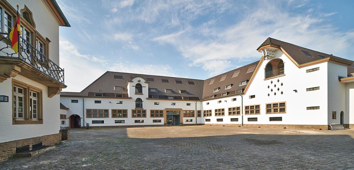 Bilder KOMPAKT B. GmbH
