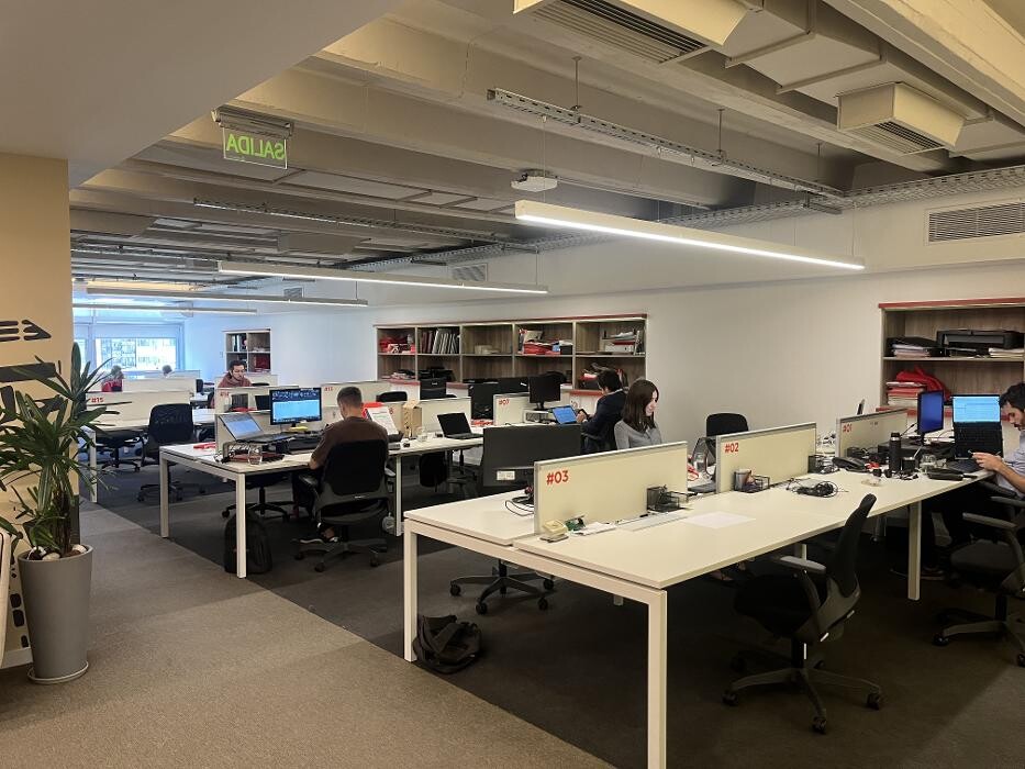 Images Cushman & Wakefield - Commercial Real Estate Services
