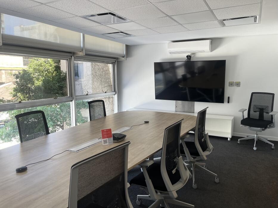 Images Cushman & Wakefield - Commercial Real Estate Services