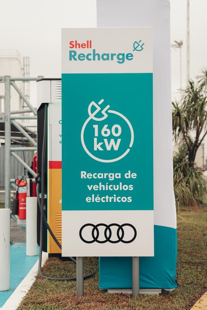 Images Shell Recharge Charging Station