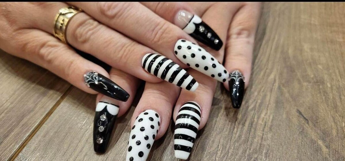 Bilder NR Nails and Beauty e.U - Gruber Nicolette
