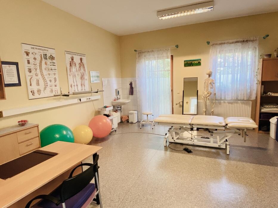 Bilder PHYSIOTHERAPIE Hermine Fischer