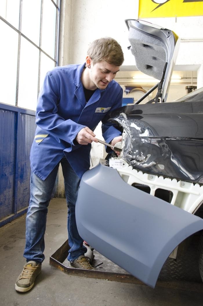 Bilder Otmar Wagner - Auto Reparatur