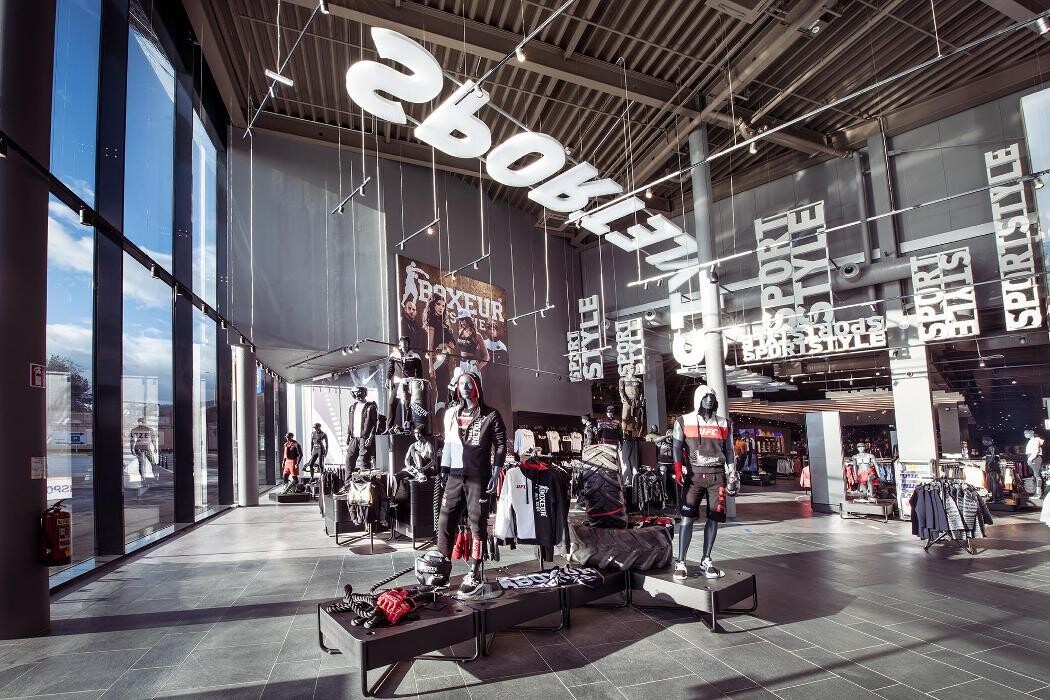 Bilder INTERSPORT Tscherne Graz West