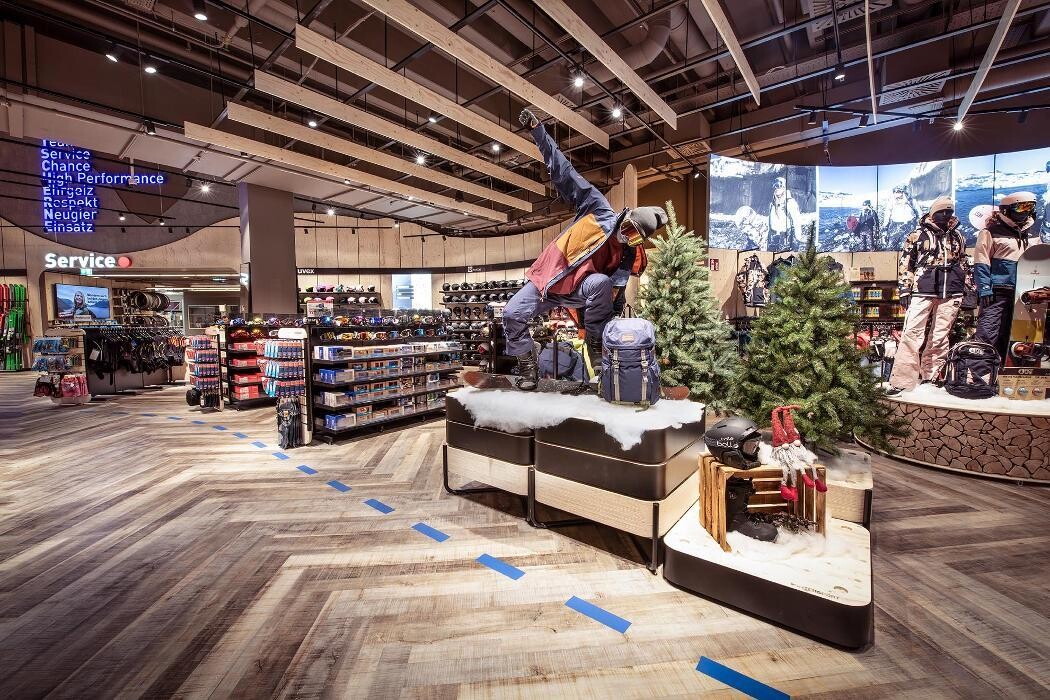 Bilder INTERSPORT Tscherne Graz West