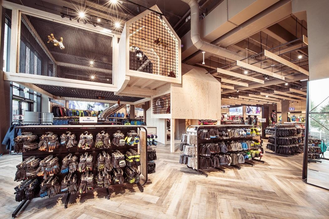 Bilder INTERSPORT Tscherne Graz West