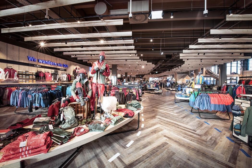 Bilder INTERSPORT Tscherne Graz West