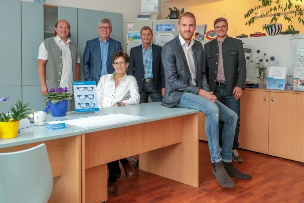 Bilder UNIQA GeneralAgentur Reichard & Kfz Zulassungsstelle