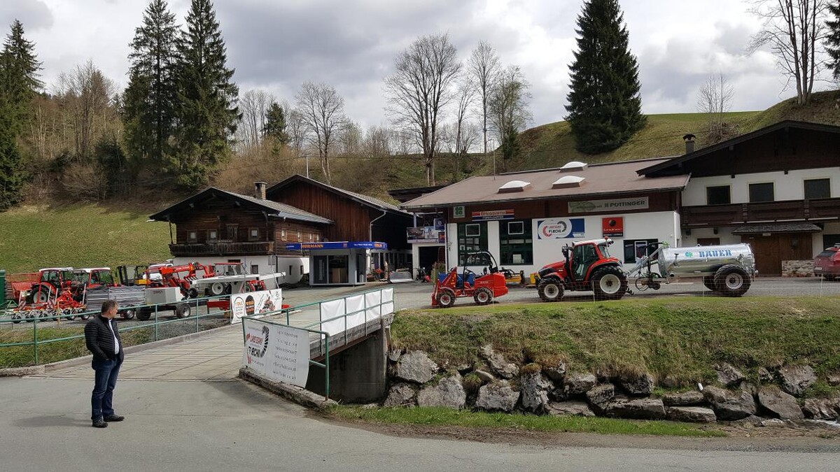 Bilder Landtechnik Fleckl GmbH