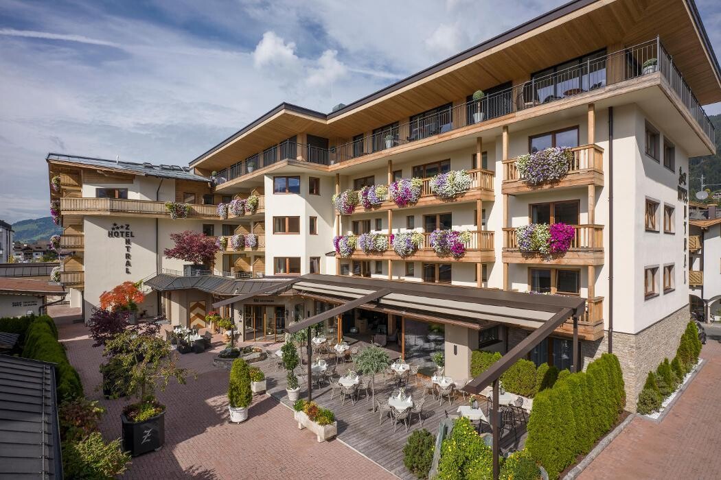 Bilder Hotel Zentral **** superior