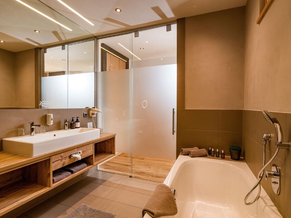 Bilder Hotel Zentral **** superior