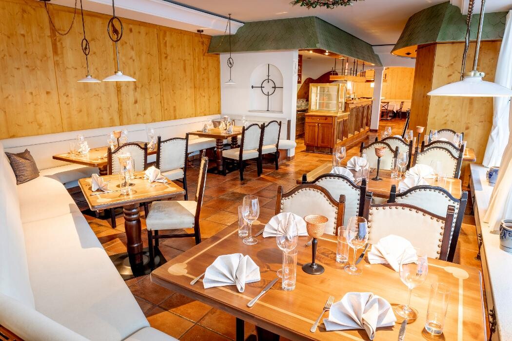 Bilder Hotel Schrofenstein