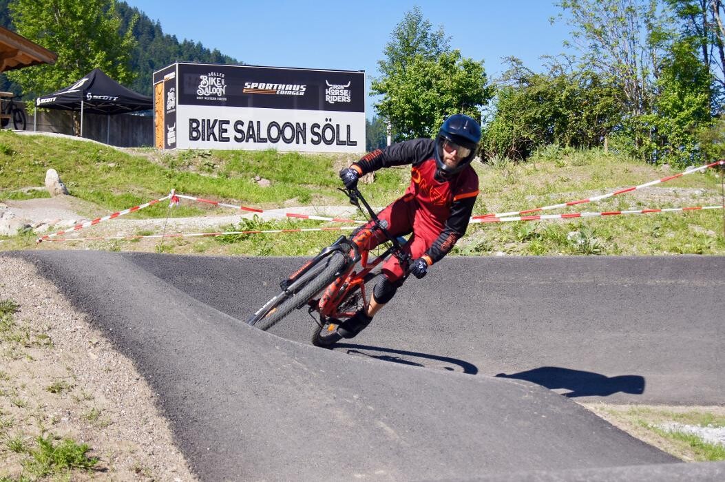 Bilder Sporthaus Edinger Söll Talstation
