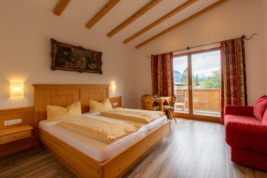 Bilder Pension Noella St. Johann in Tirol