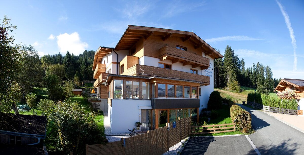 Bilder Pension Noella St. Johann in Tirol