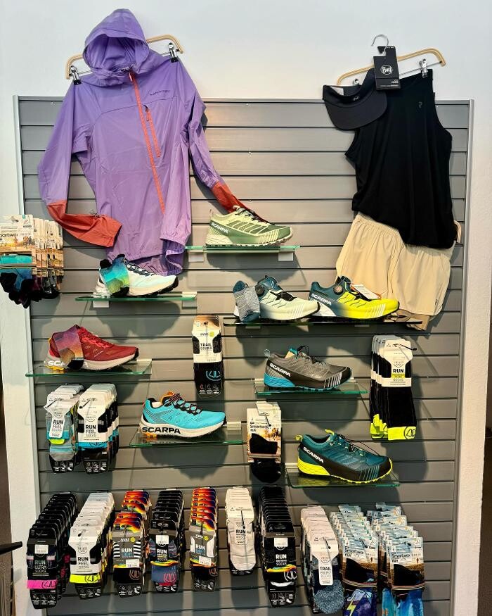 Bilder Tuxer Sporthaus - Skiverleih & Sportshop