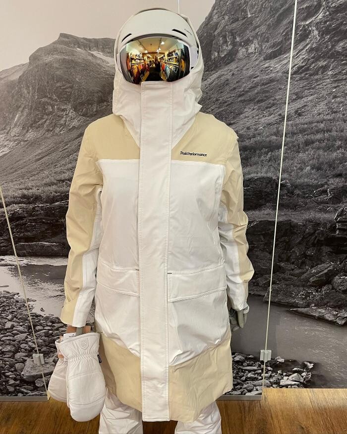 Bilder Tuxer Sporthaus - Skiverleih & Sportshop