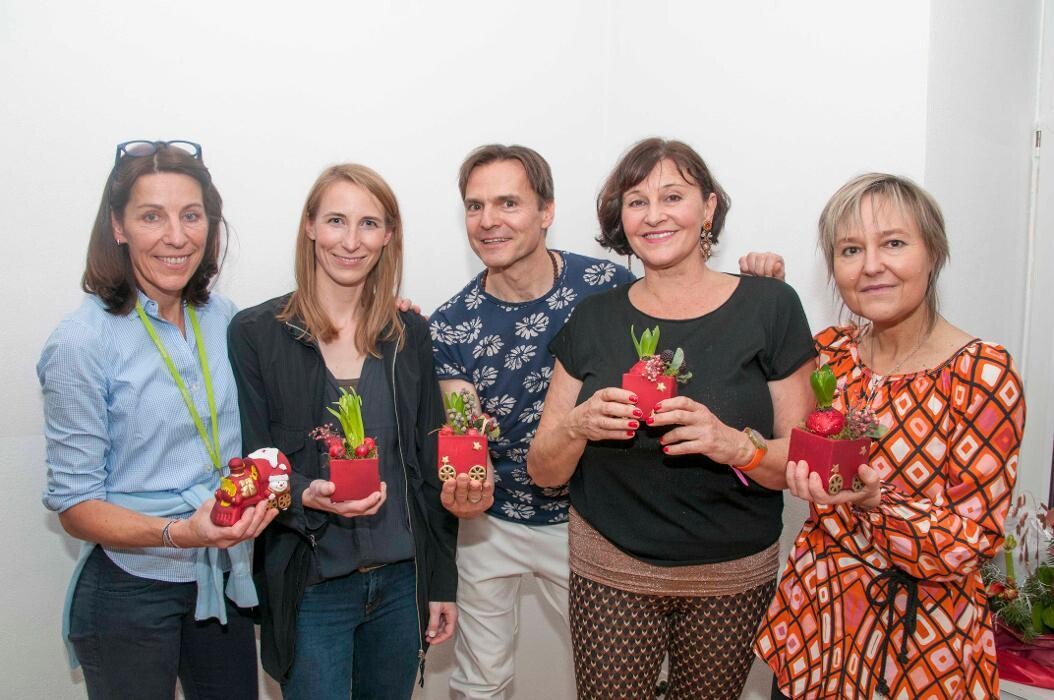 Bilder Institut "Der Aufrechte Gang"
