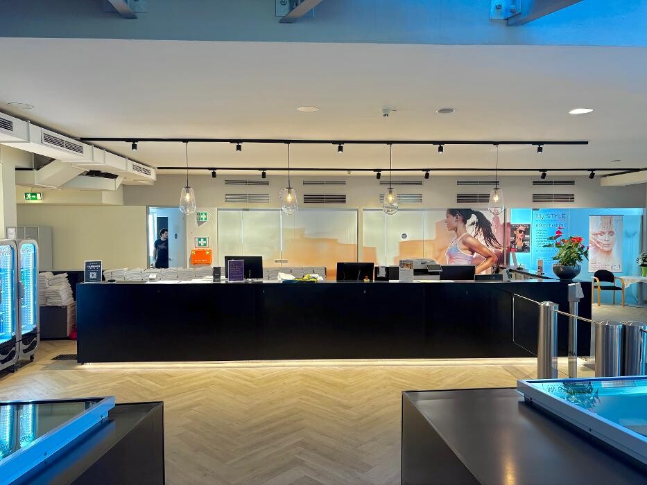 Bilder Holmes Place Hütteldorf