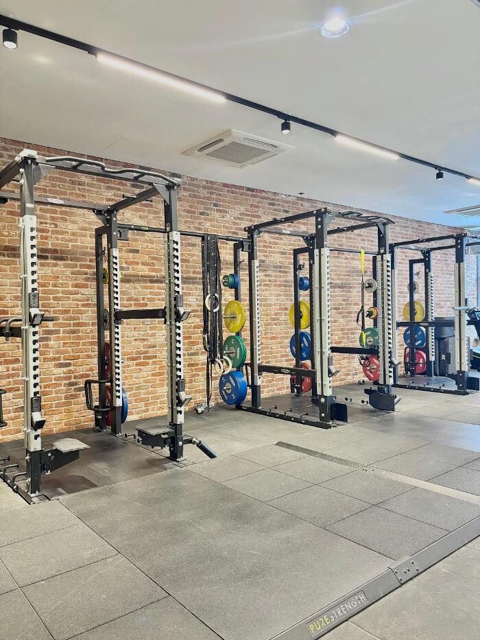 Bilder Holmes Place Börseplatz