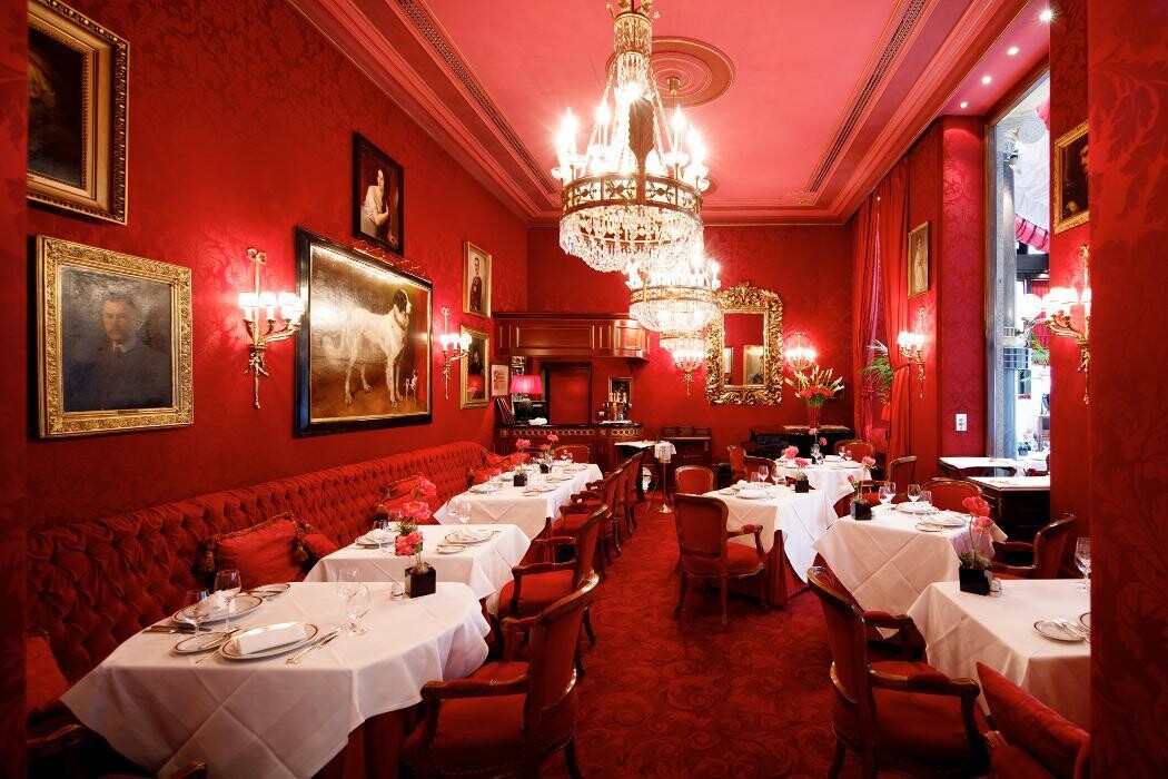 Bilder Restaurant Rote Bar