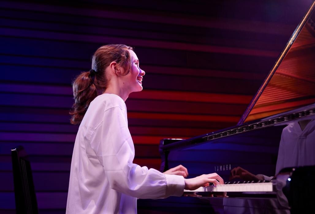 Bilder Yamaha Music School