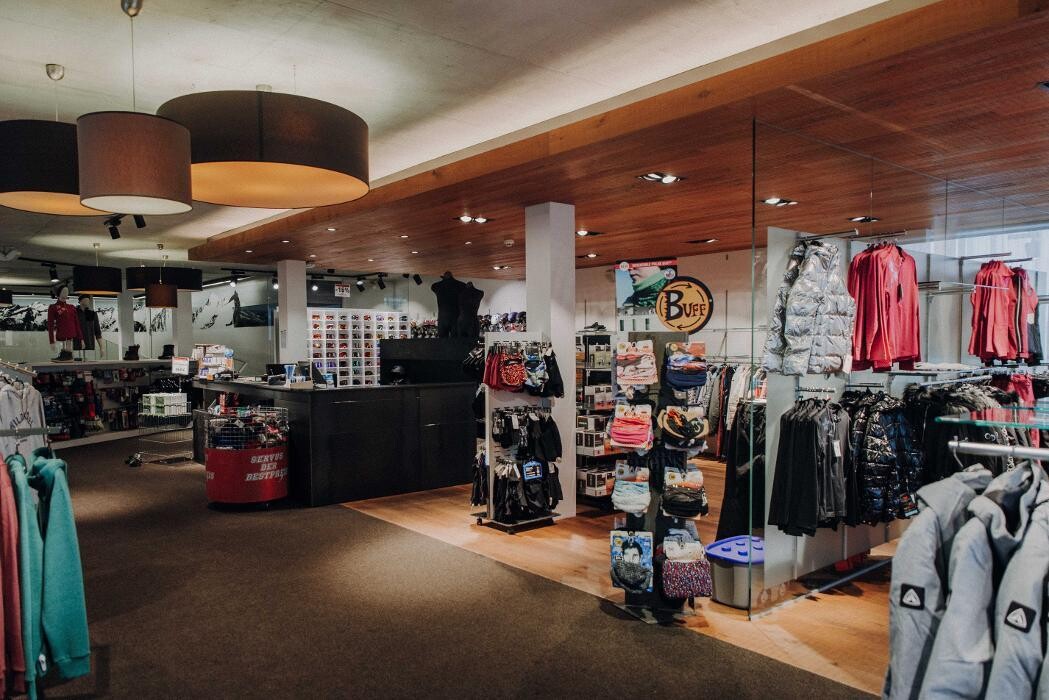 Bilder INTERSPORT Harms