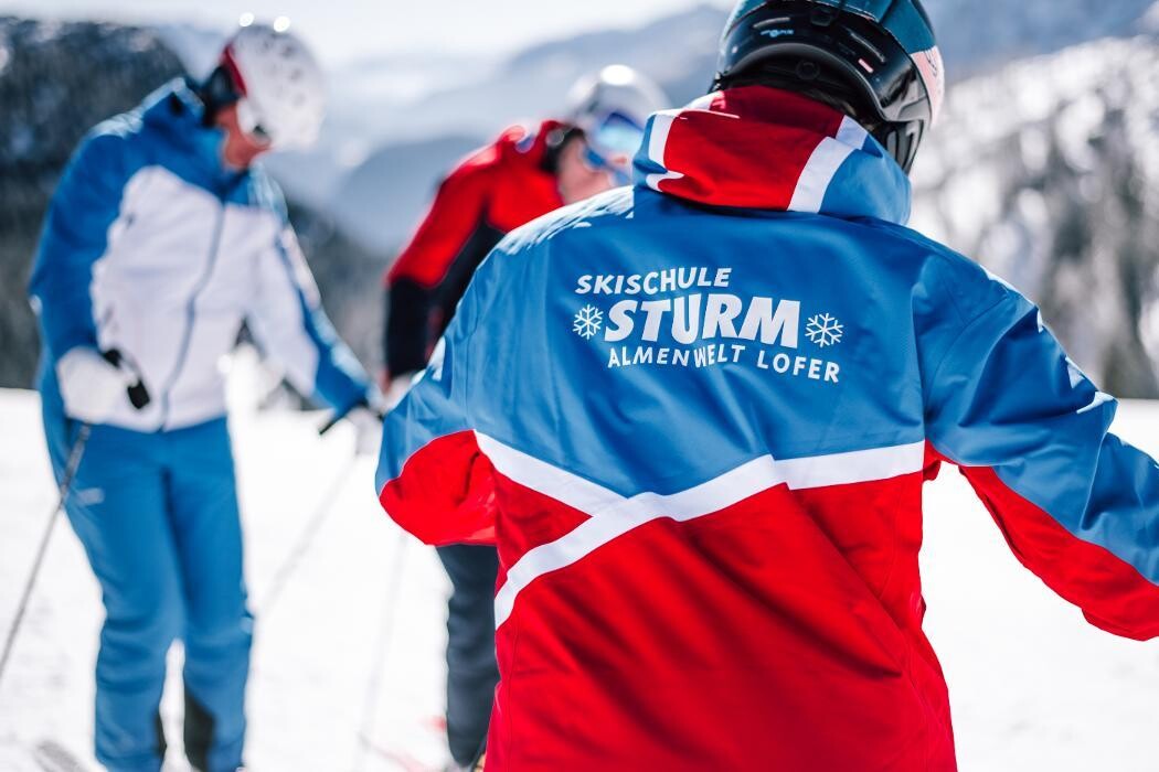 Bilder SKISCHULE Sturm + INTERSPORT Sturm