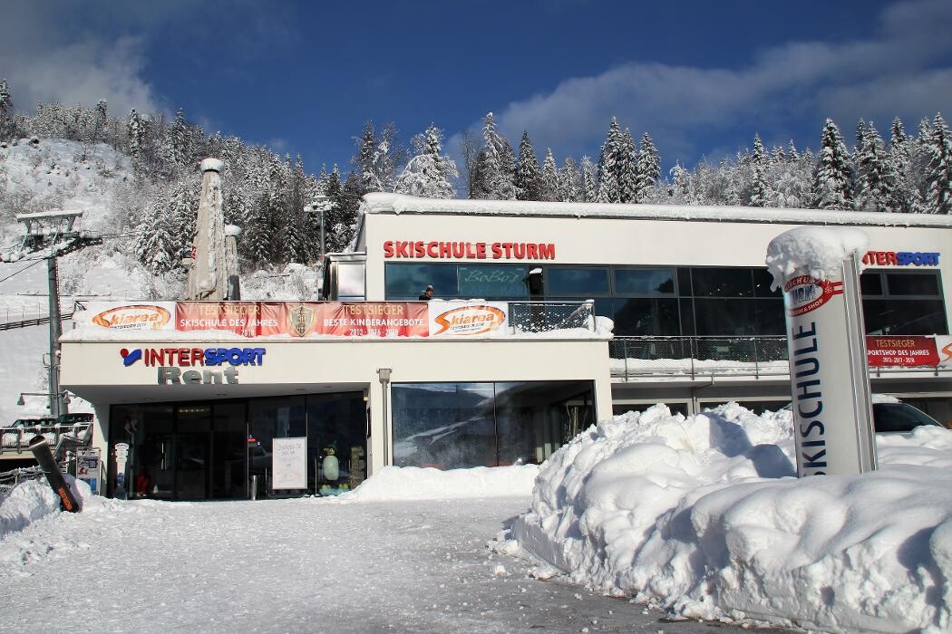 Bilder SKISCHULE Sturm + INTERSPORT Sturm
