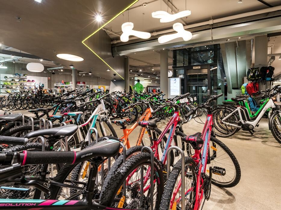 Bilder INTERSPORT Fischer Dornbirn