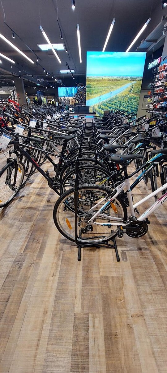 Bilder INTERSPORT Tscherne Eisenstadt