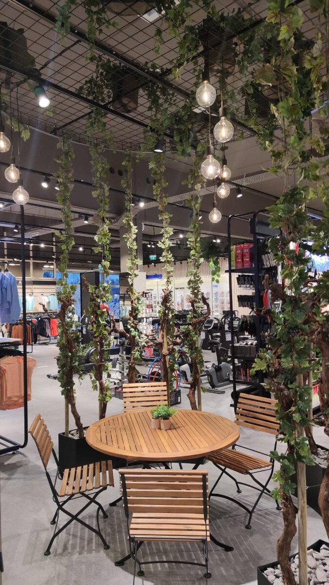 Bilder INTERSPORT Tscherne Eisenstadt