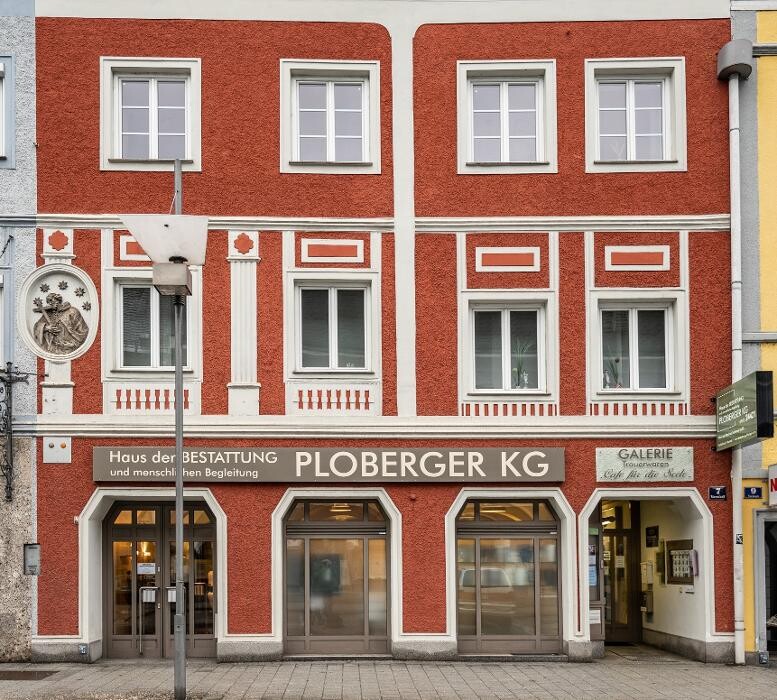 Bilder Haus der Bestattung Ploberger KG