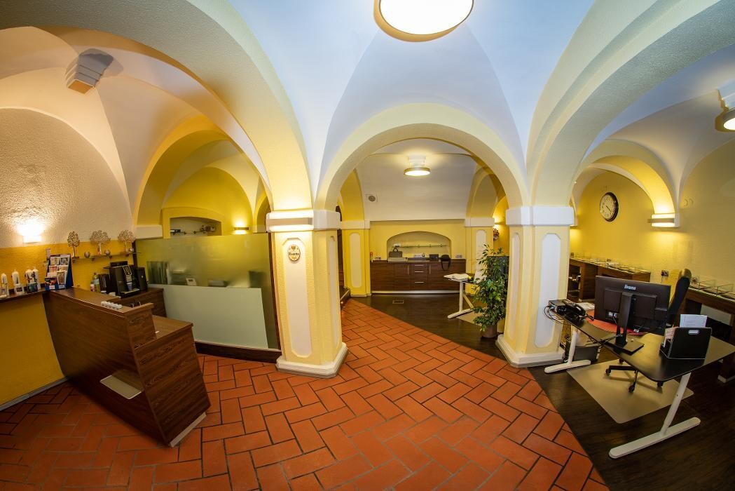 Bilder Haus der Bestattung Ploberger KG