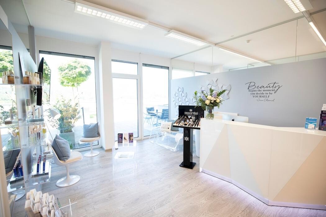 Bilder Dr. Andrea Luidold - Ordination für Ästhetik, medizinische Kosmetik und Lasermedizin