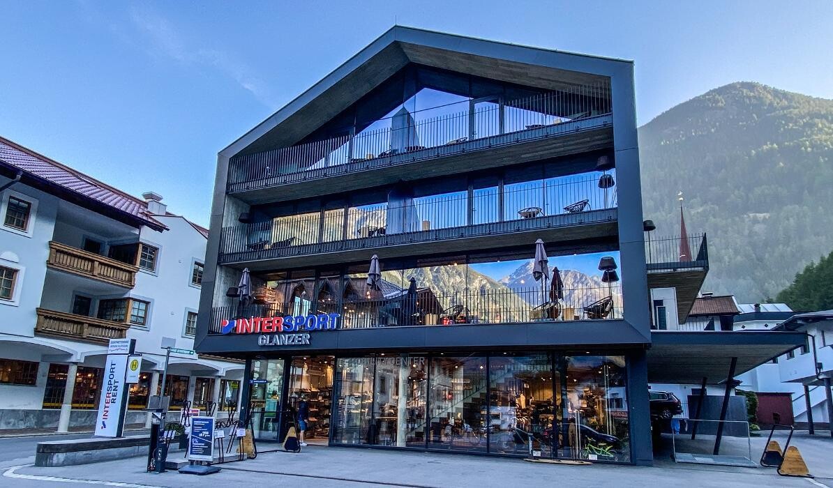 Bilder INTERSPORT Glanzer Längenfeld