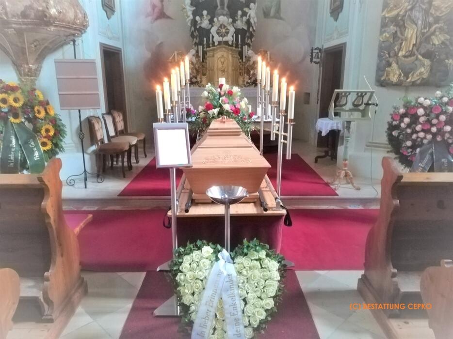 Bilder Bestattung Cepko