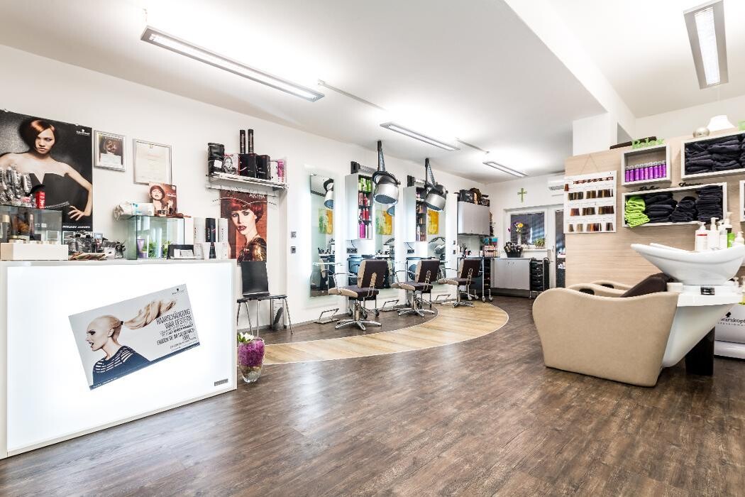 Bilder HAARgenau - Ihr Friseur mit Flair